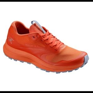 NWT Arc’teryx W’s Norman LD 2 trail run shoe / size 8 US